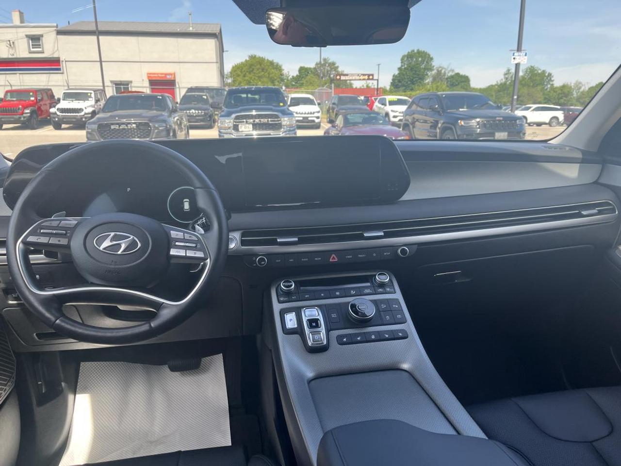 2025 Hyundai PALISADE Urban 7-Passenger AWD Photo