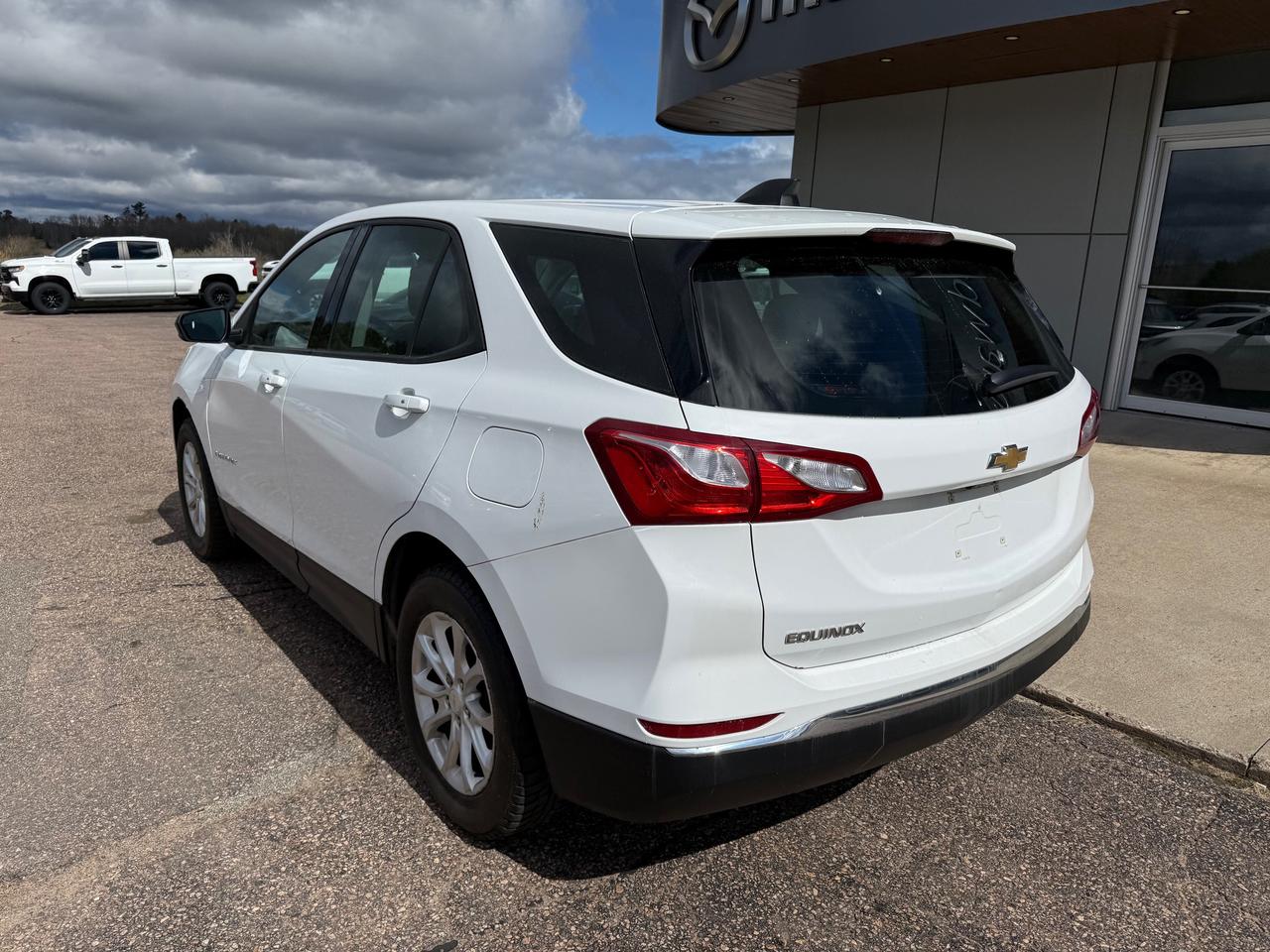 2018 Chevrolet Equinox LS Front-Wheel Drive Photo