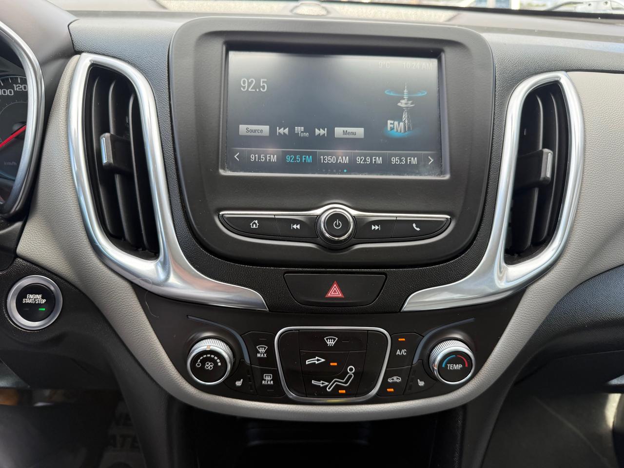 2018 Chevrolet Equinox LS Front-Wheel Drive Photo