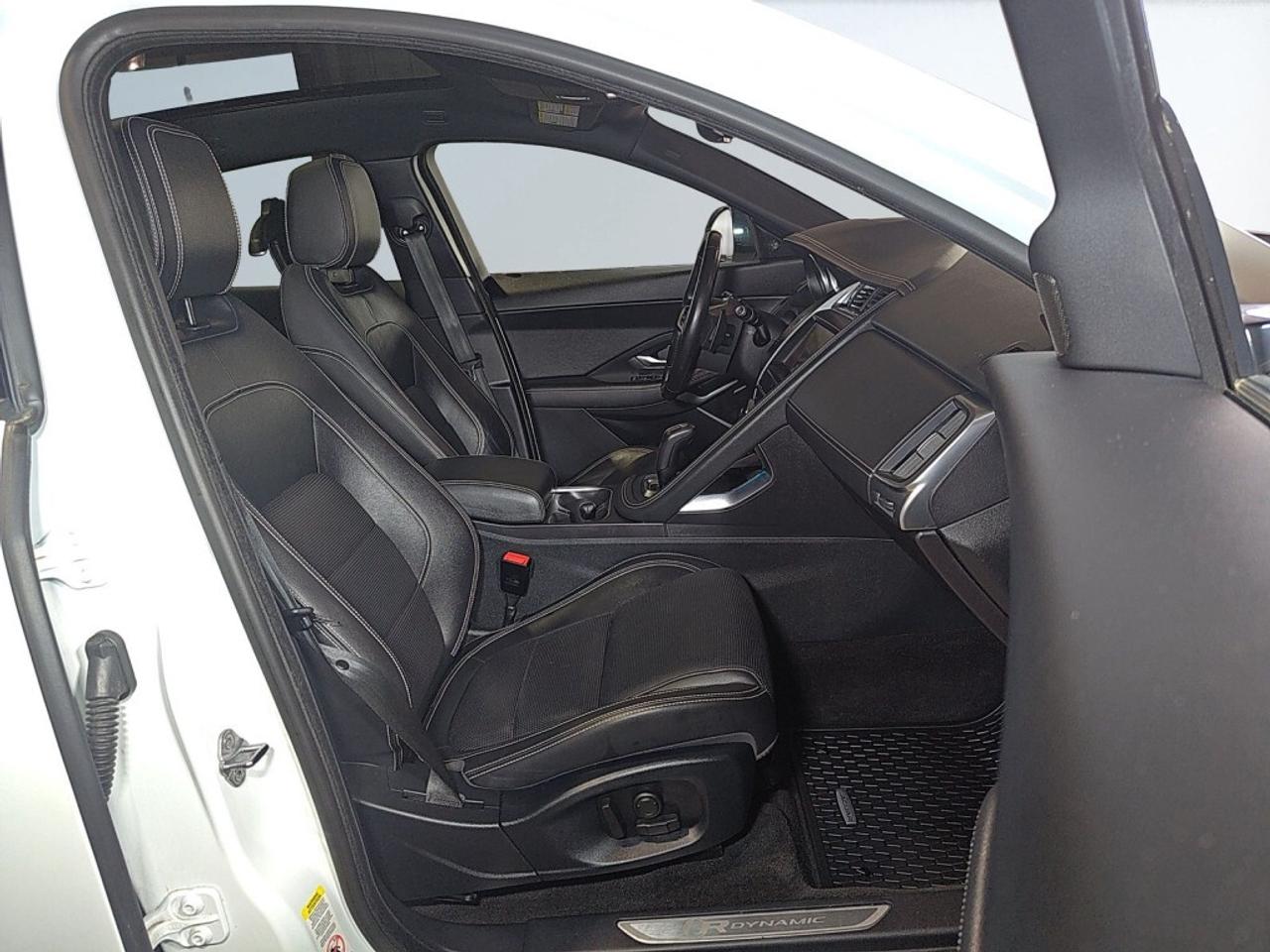 2019 Jaguar E-Pace P300 R-Dynamic SE   AWD   Clean Carfax   Leather Photo