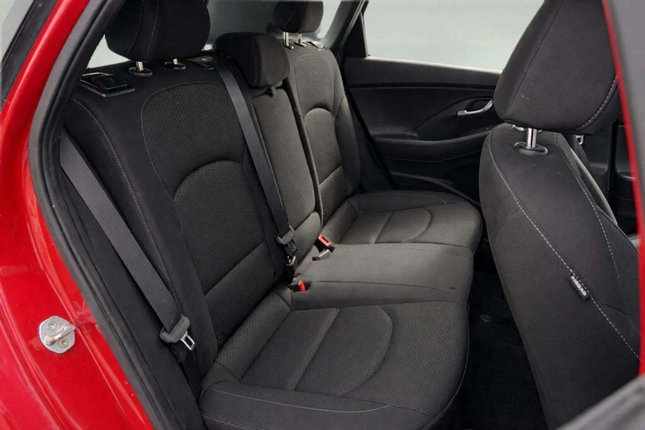 2018 Hyundai Elantra GT GL Automatic Photo
