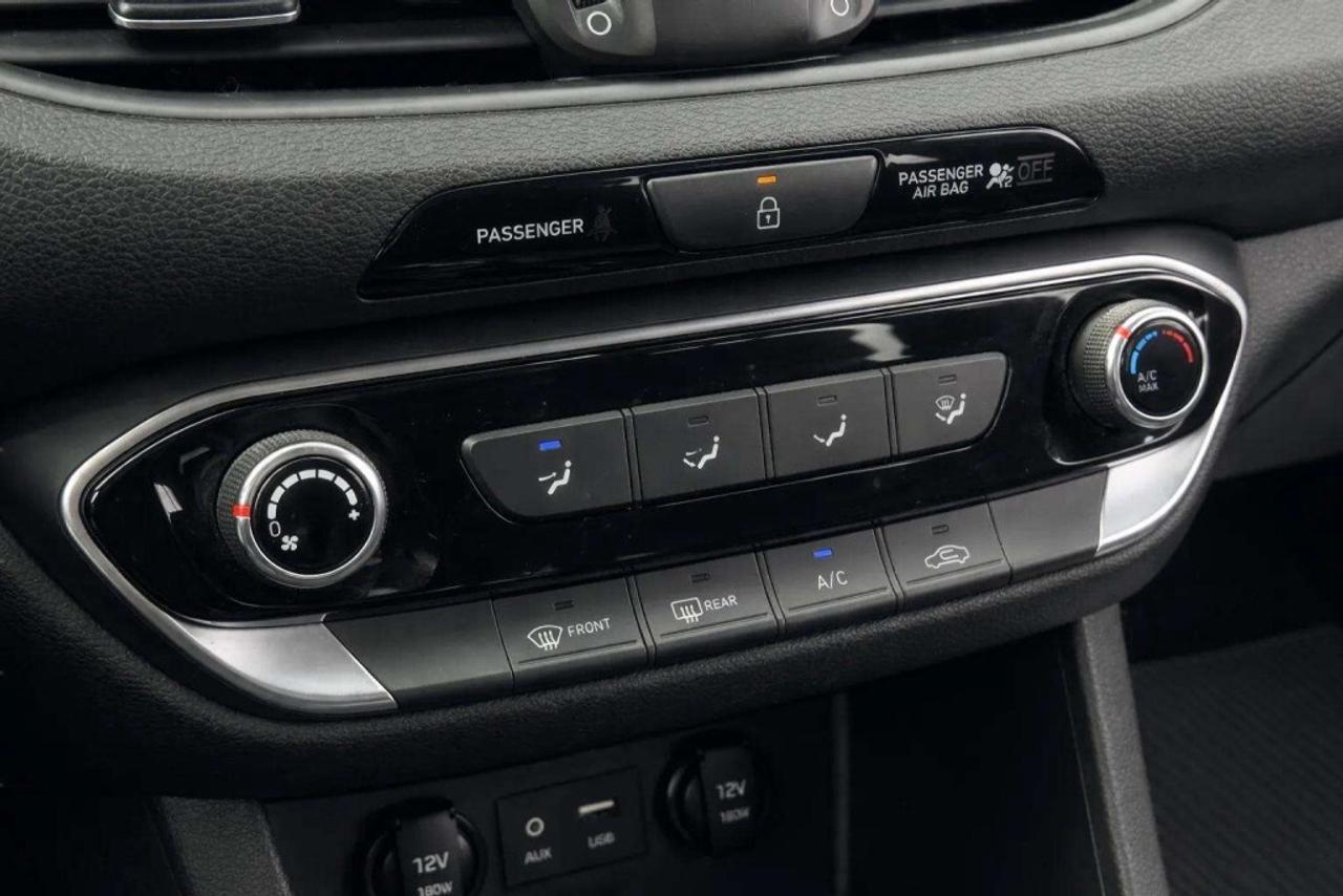 2018 Hyundai Elantra GT GL Automatic Photo