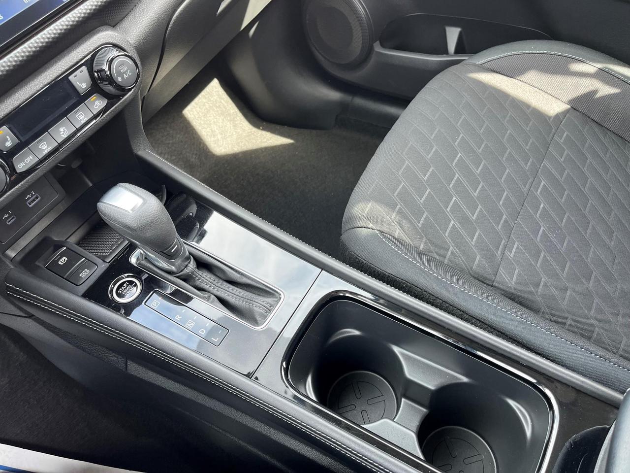 2024 Nissan Kicks SV 4dr Front-Wheel Drive Photo