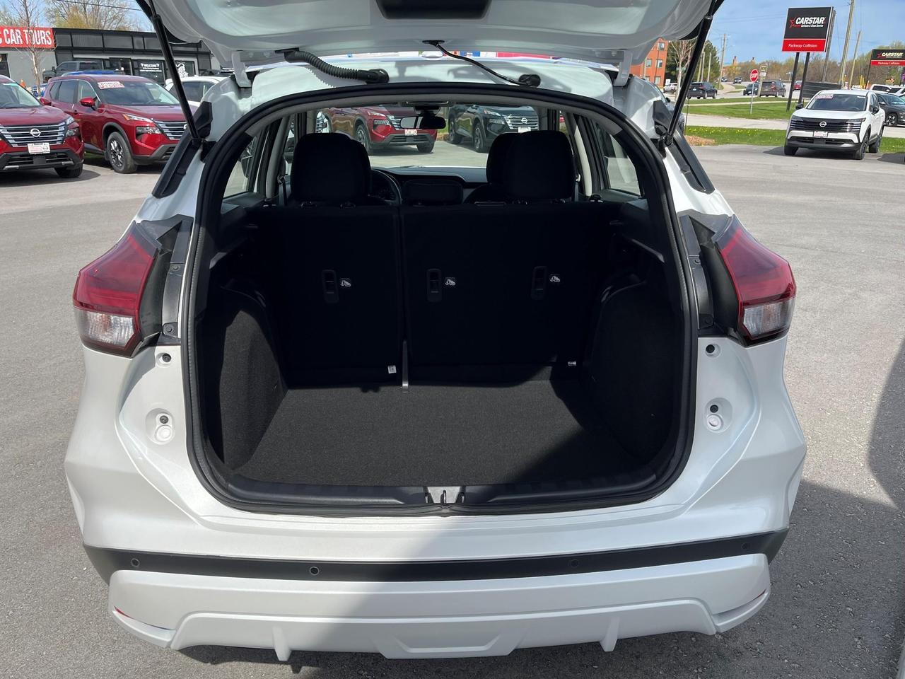 2024 Nissan Kicks SV 4dr Front-Wheel Drive Photo