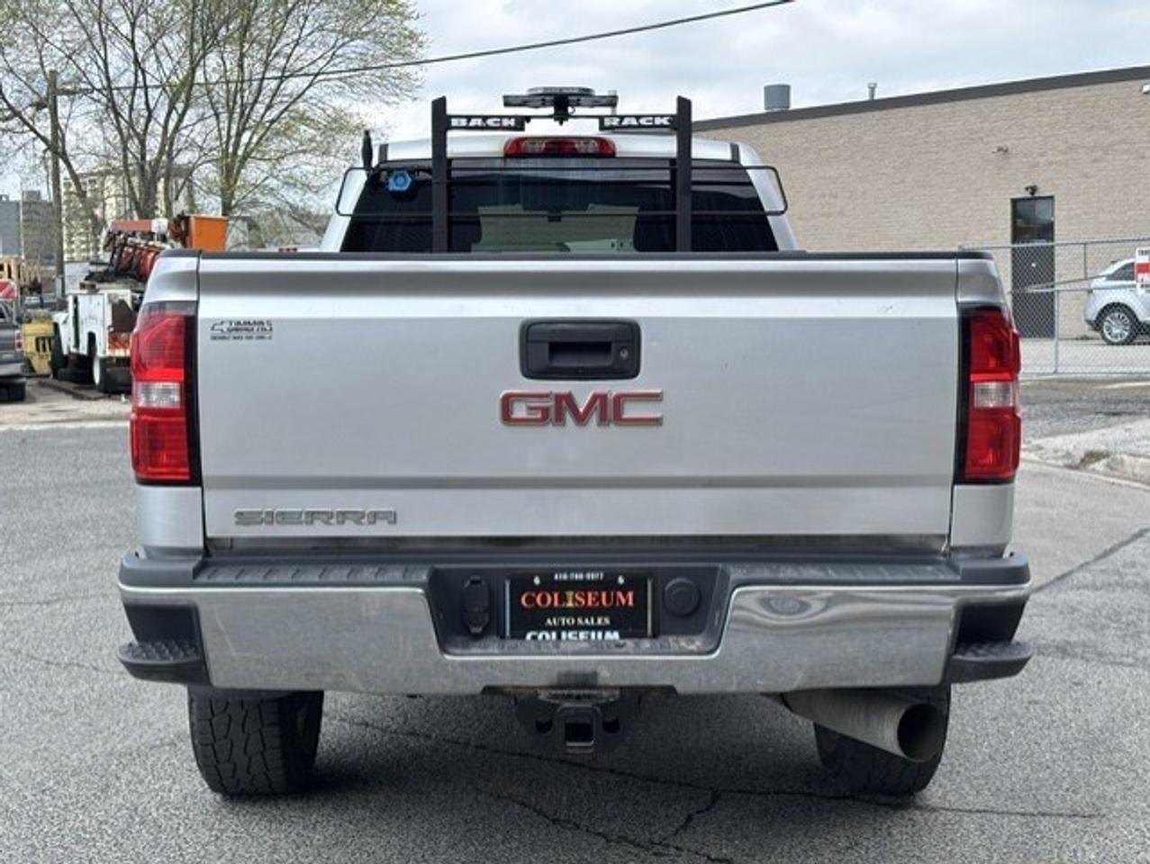 2018 GMC SIERRA 2500HD SLE Z71 4WD-6.6L-DURAMAX DIESEL-CREW CAB-LONG BOX Photo