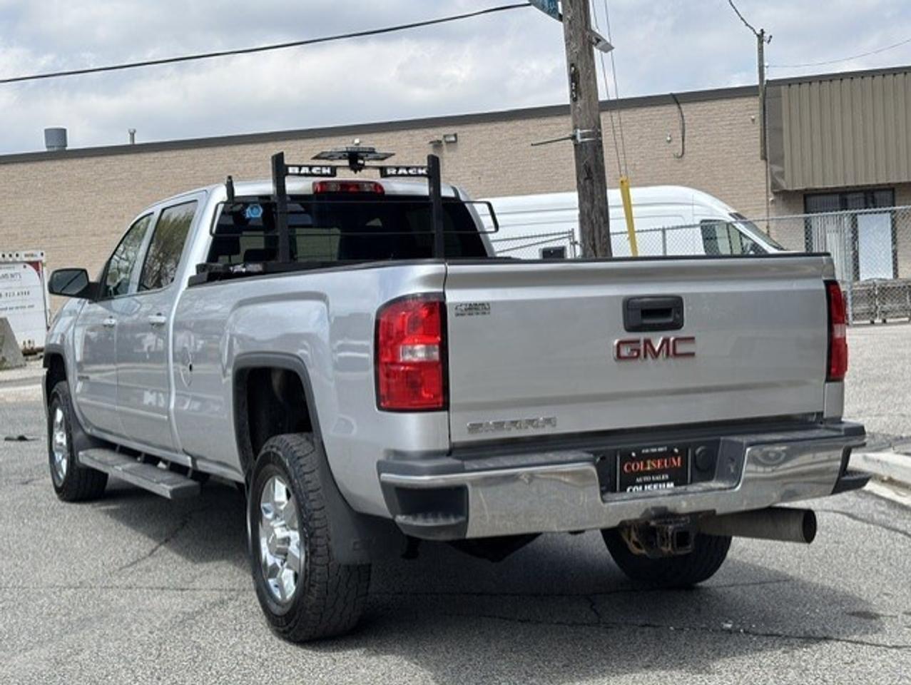 2018 GMC SIERRA 2500HD SLE Z71 4WD-6.6L-DURAMAX DIESEL-CREW CAB-LONG BOX Photo3