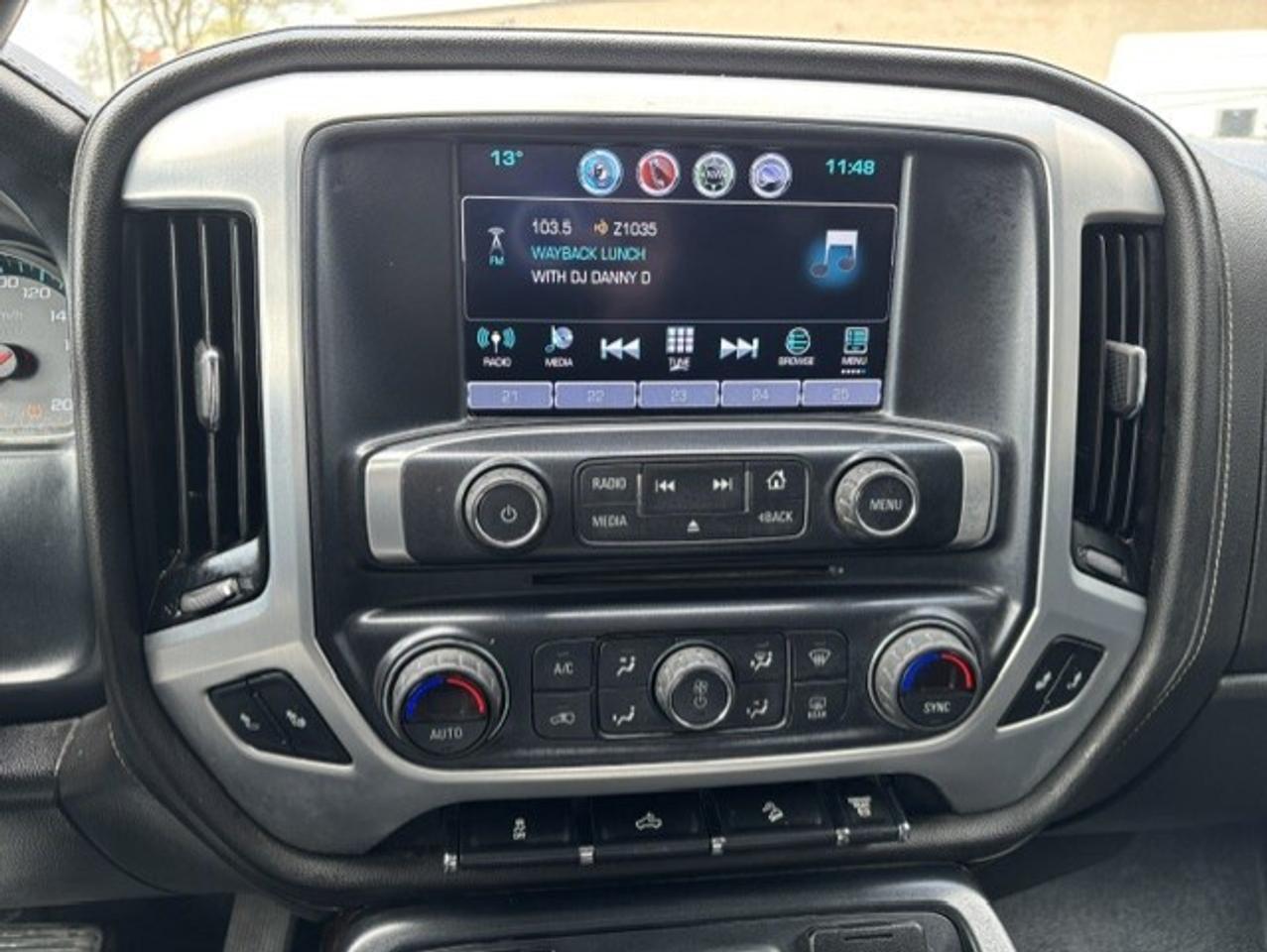 2018 GMC SIERRA 2500HD SLE Z71 4WD-6.6L-DURAMAX DIESEL-CREW CAB-LONG BOX Photo