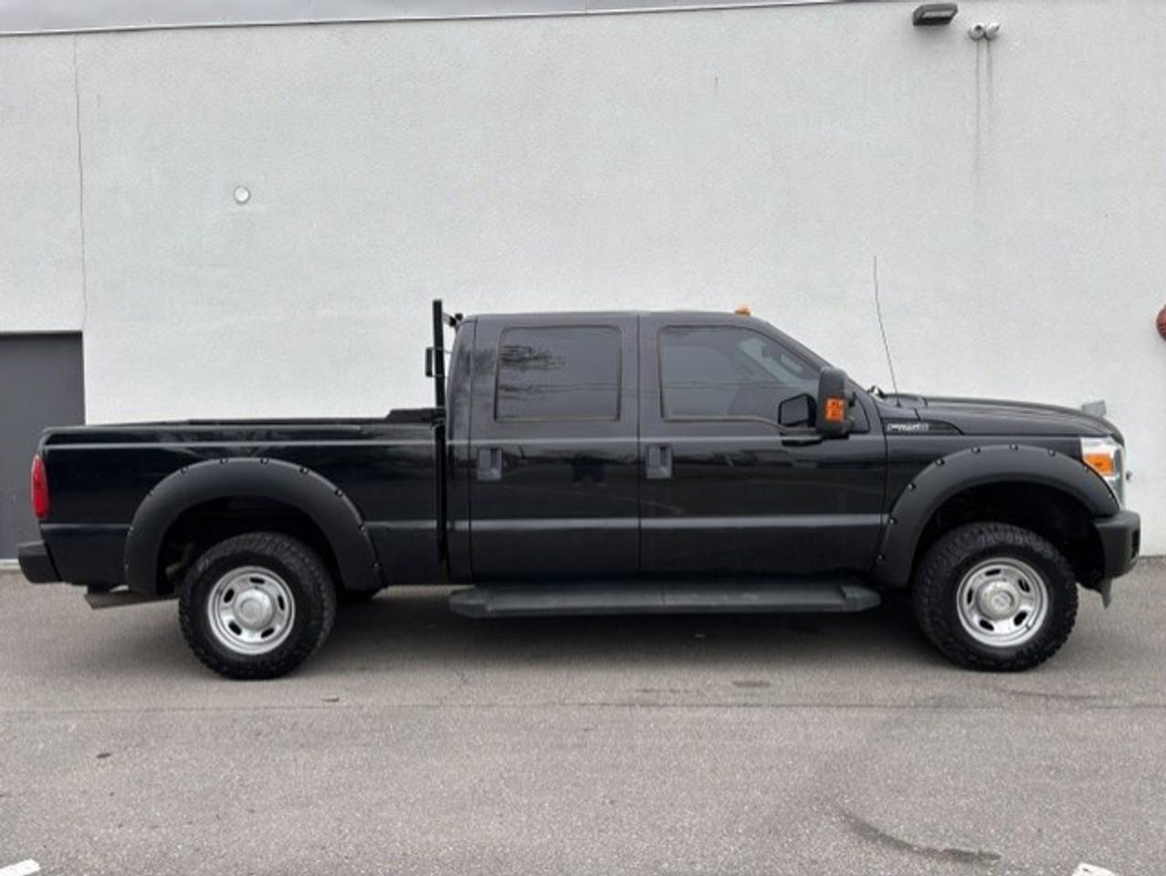 2015 Ford F-250 4WD **CREW CAB-SHORT BOX-1 OWNER-CERTIFIED** Photo