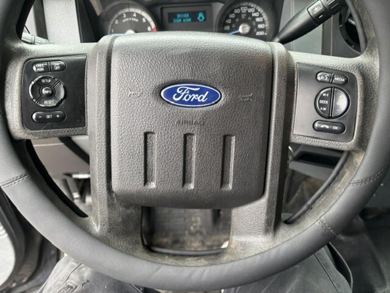 2015 Ford F-250 4WD **CREW CAB-SHORT BOX-1 OWNER-CERTIFIED** Photo