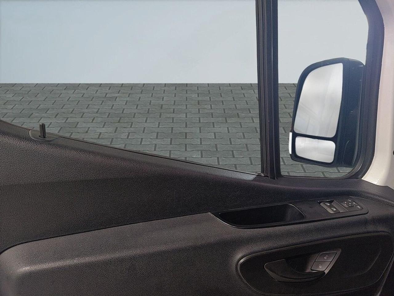 2019 Mercedes-Benz Sprinter Cargo Van 2500 High Roof V6 170 4x4 Photo