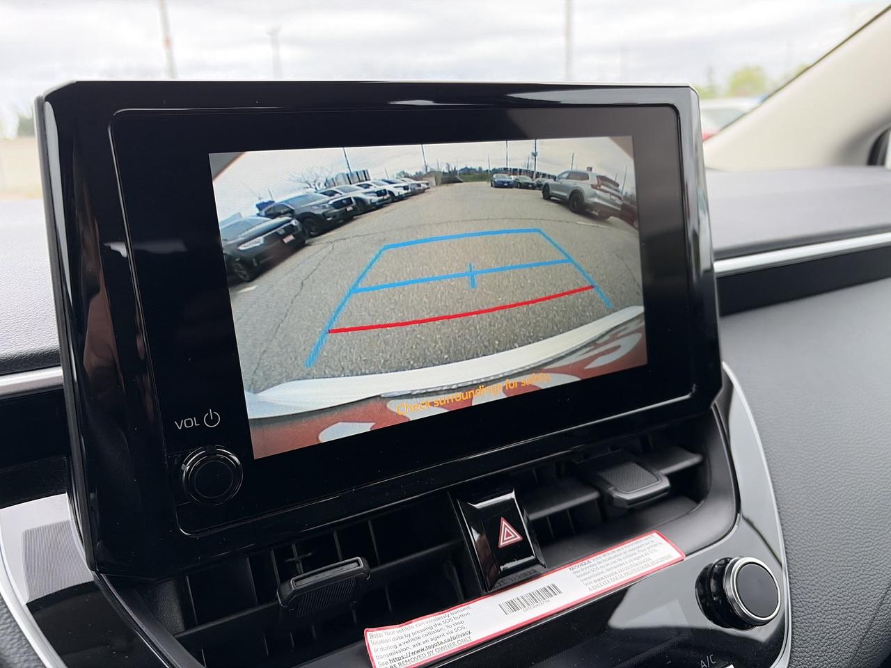 2025 Toyota Corolla LE Photo
