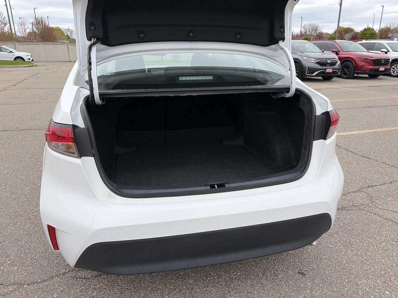 2025 Toyota Corolla LE Photo