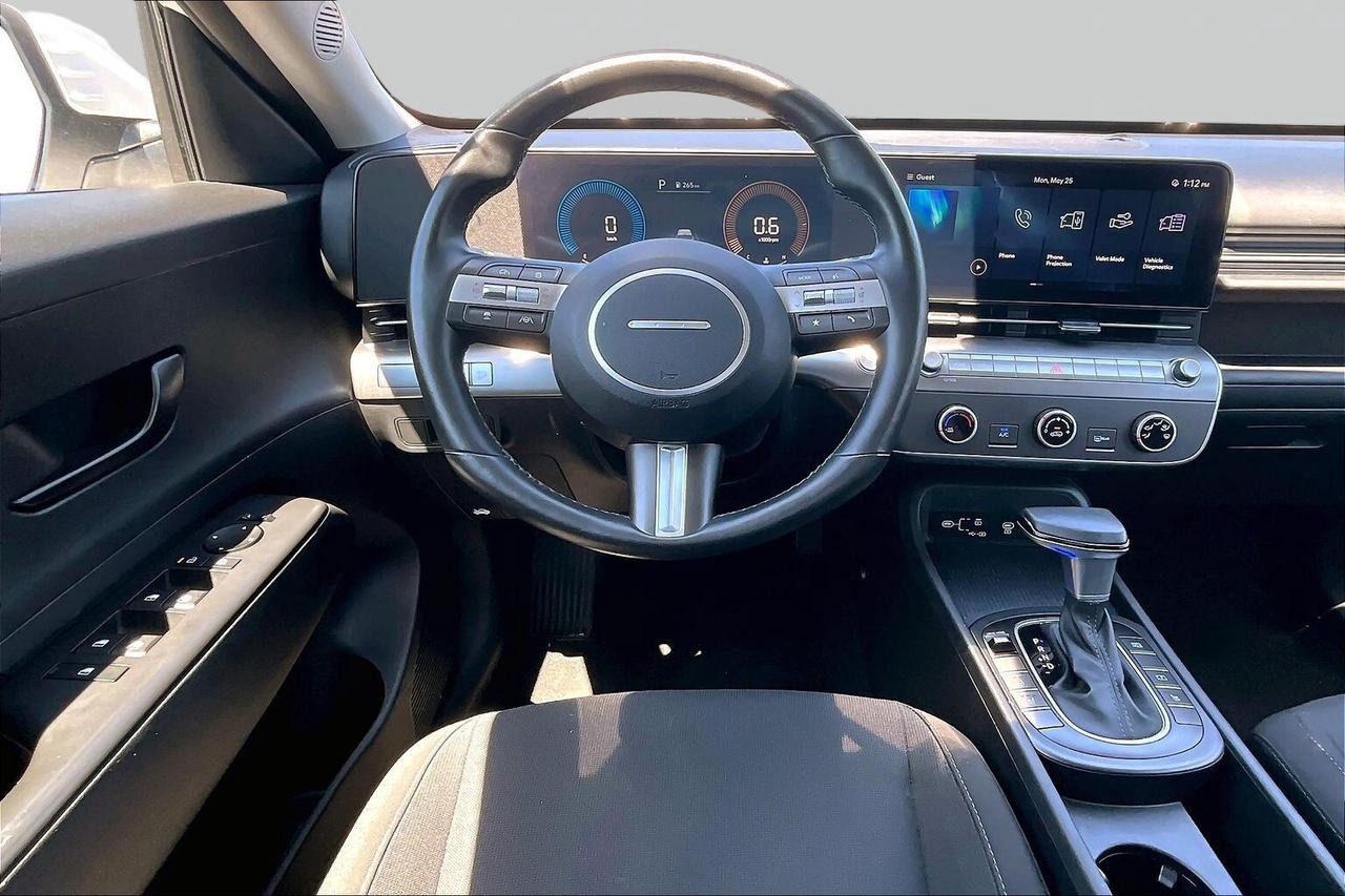 2024 Hyundai KONA PREFERRED AWD   EFFICIENT SUV   NO ACCIDENTS Photo