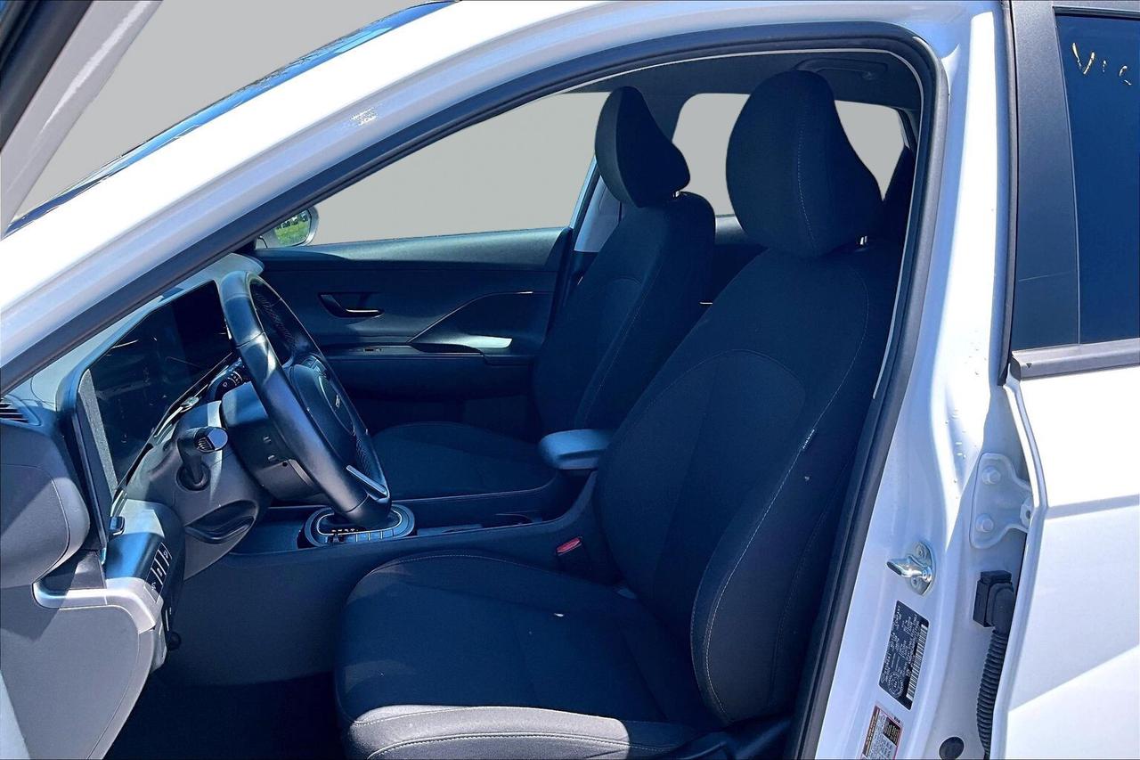 2024 Hyundai KONA PREFERRED AWD   EFFICIENT SUV   NO ACCIDENTS Photo