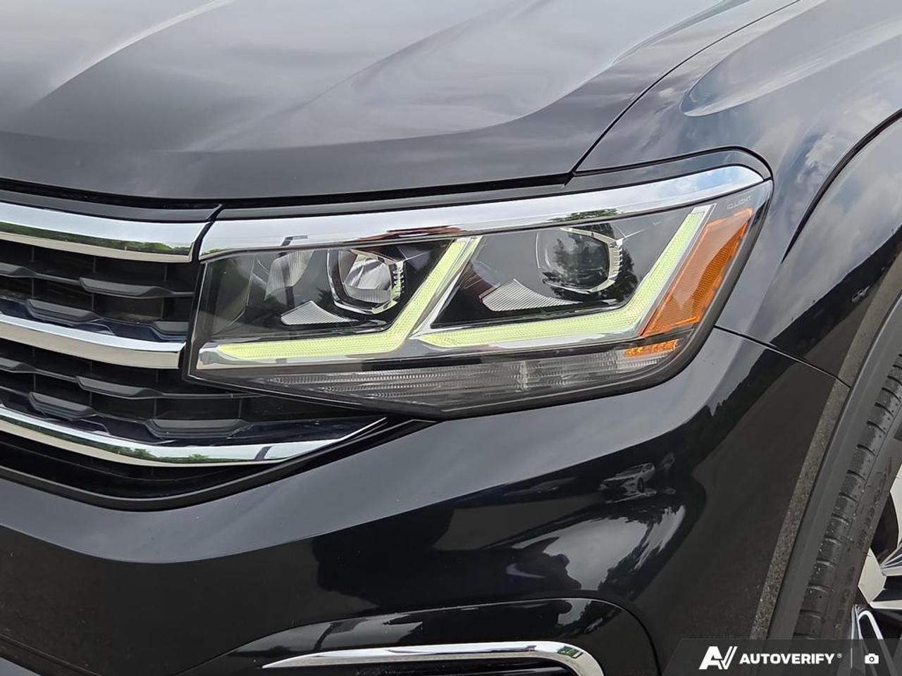 2022 Volkswagen Atlas 3.6 FSI Execline LEATHER   NAVIGATION   SUNROOF Photo