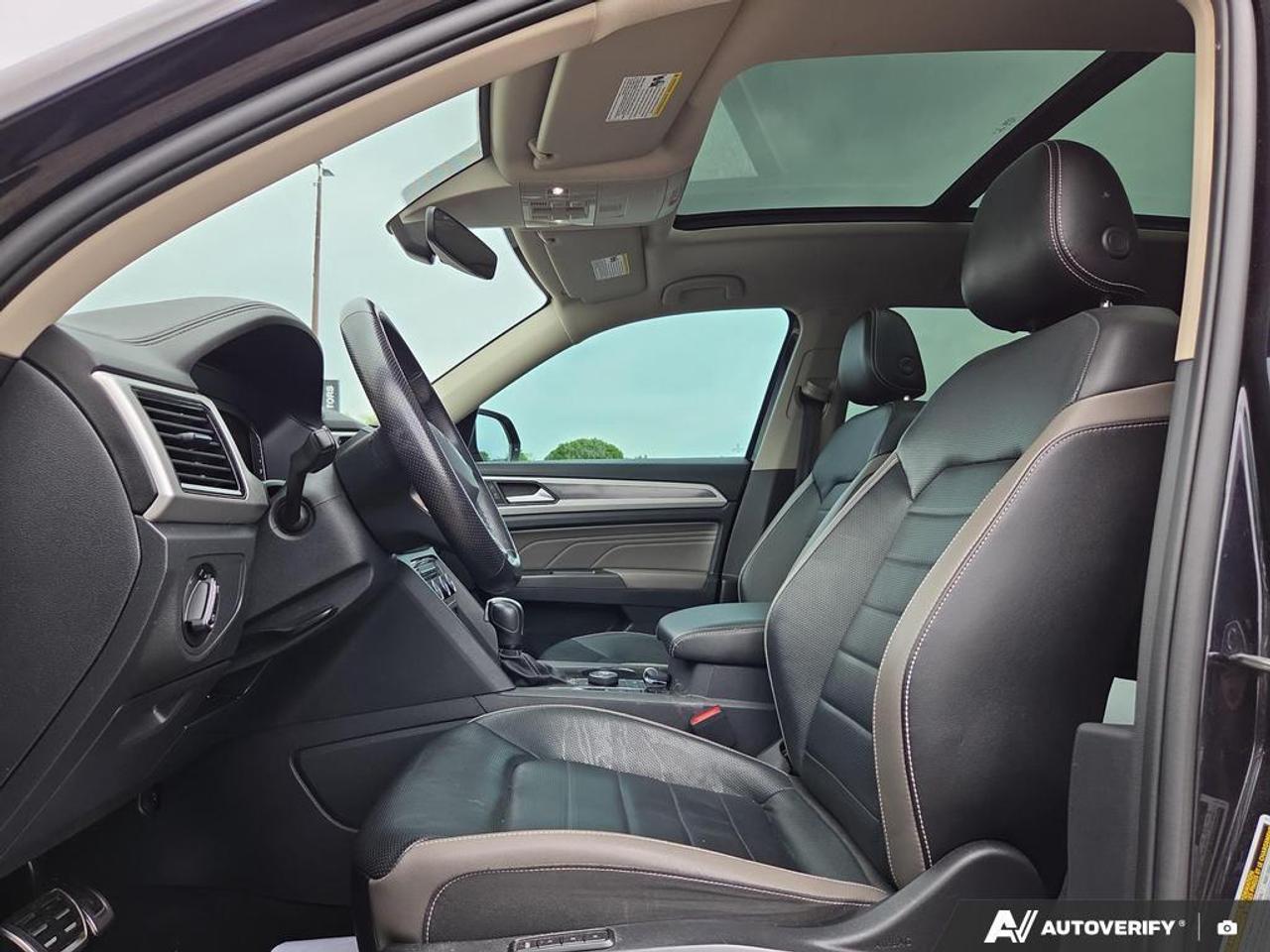 2022 Volkswagen Atlas 3.6 FSI Execline LEATHER   NAVIGATION   SUNROOF Photo