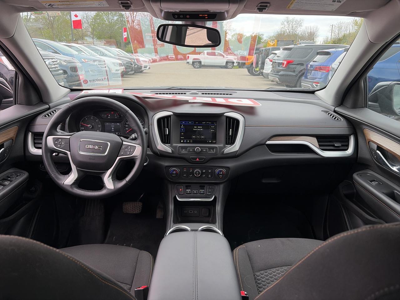 2018 GMC Terrain SLE, DIESEL, CLEAN CARFAX, REMOTE START! Photo