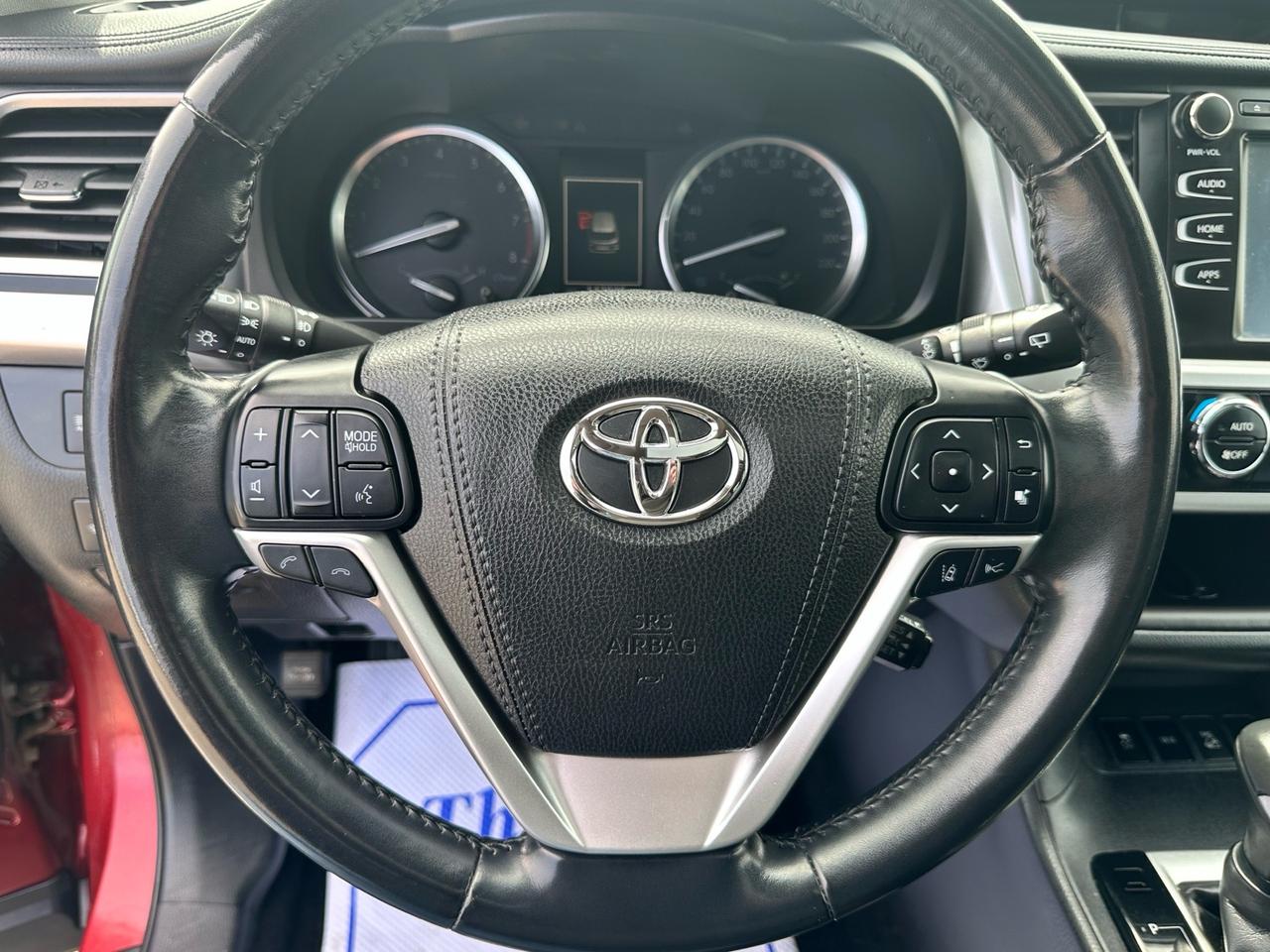 2017 Toyota Highlander SE ~ AWD ~ LEATHER ~ NAV ~ CERTIFIED Photo