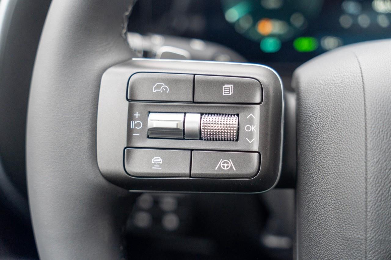 2026 Hyundai Palisade Hybrid Luxury 7-Passenger AWD Photo