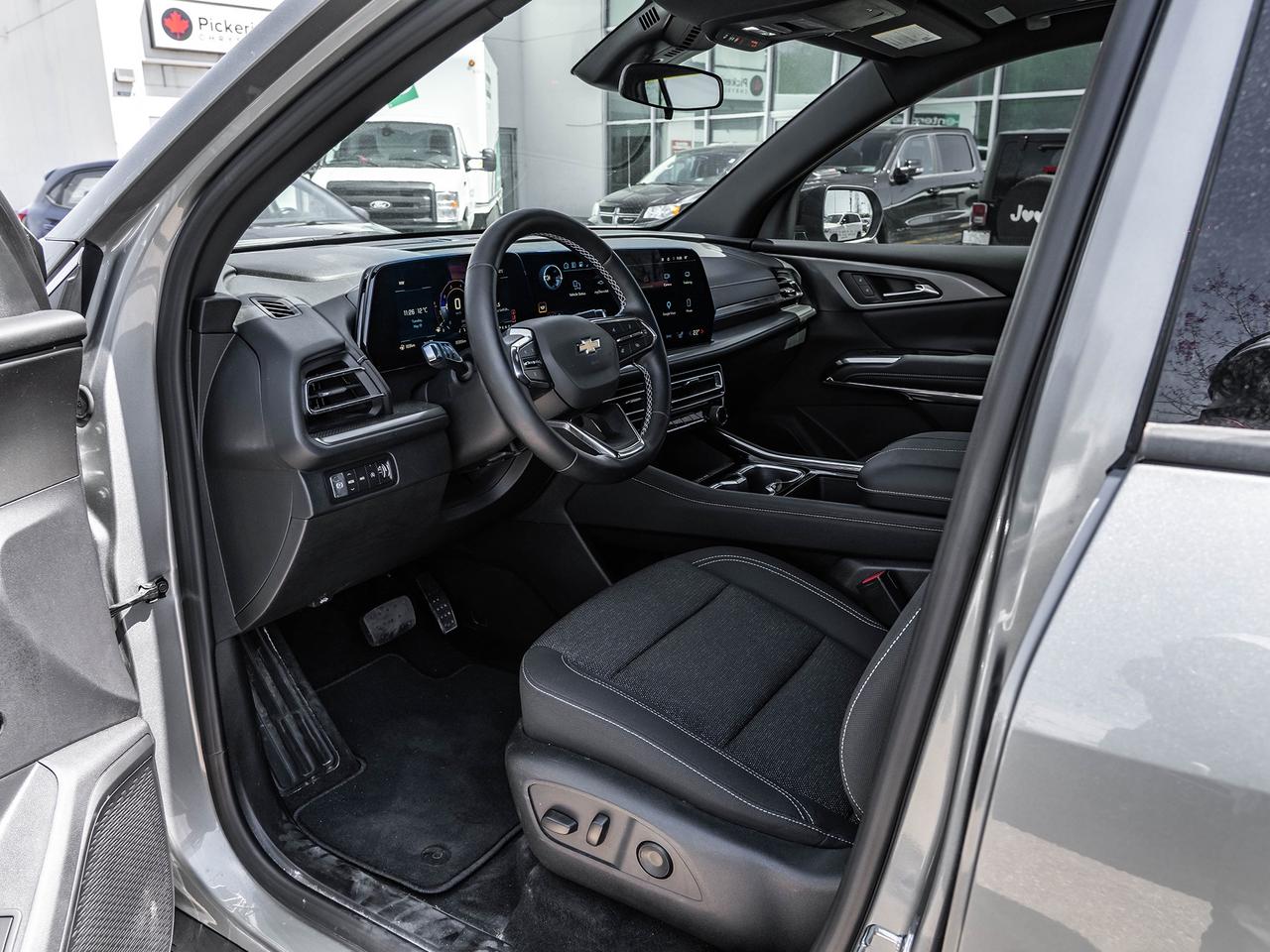 2026 Chevrolet Traverse AWD 4dr LT Photo