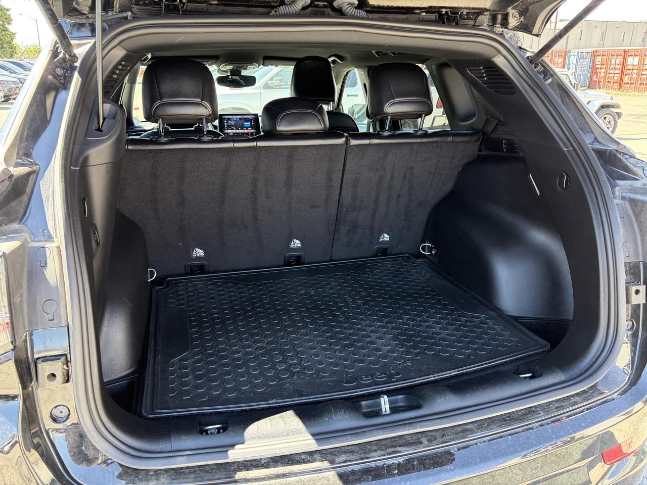 2024 Jeep Compass Limited w/Elite Group, Sun/Sound, Driver Assist Photo