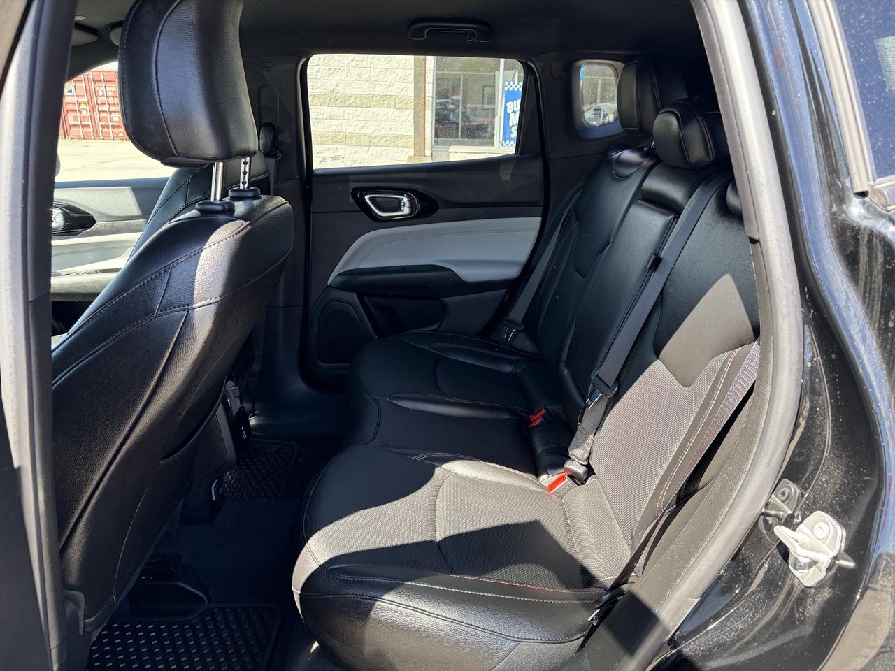 2024 Jeep Compass Limited w/Elite Group, Sun/Sound, Driver Assist Photo