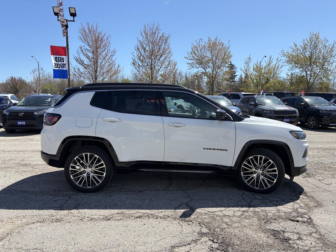 2024 Jeep Compass Limited w/Elite Group Photo3