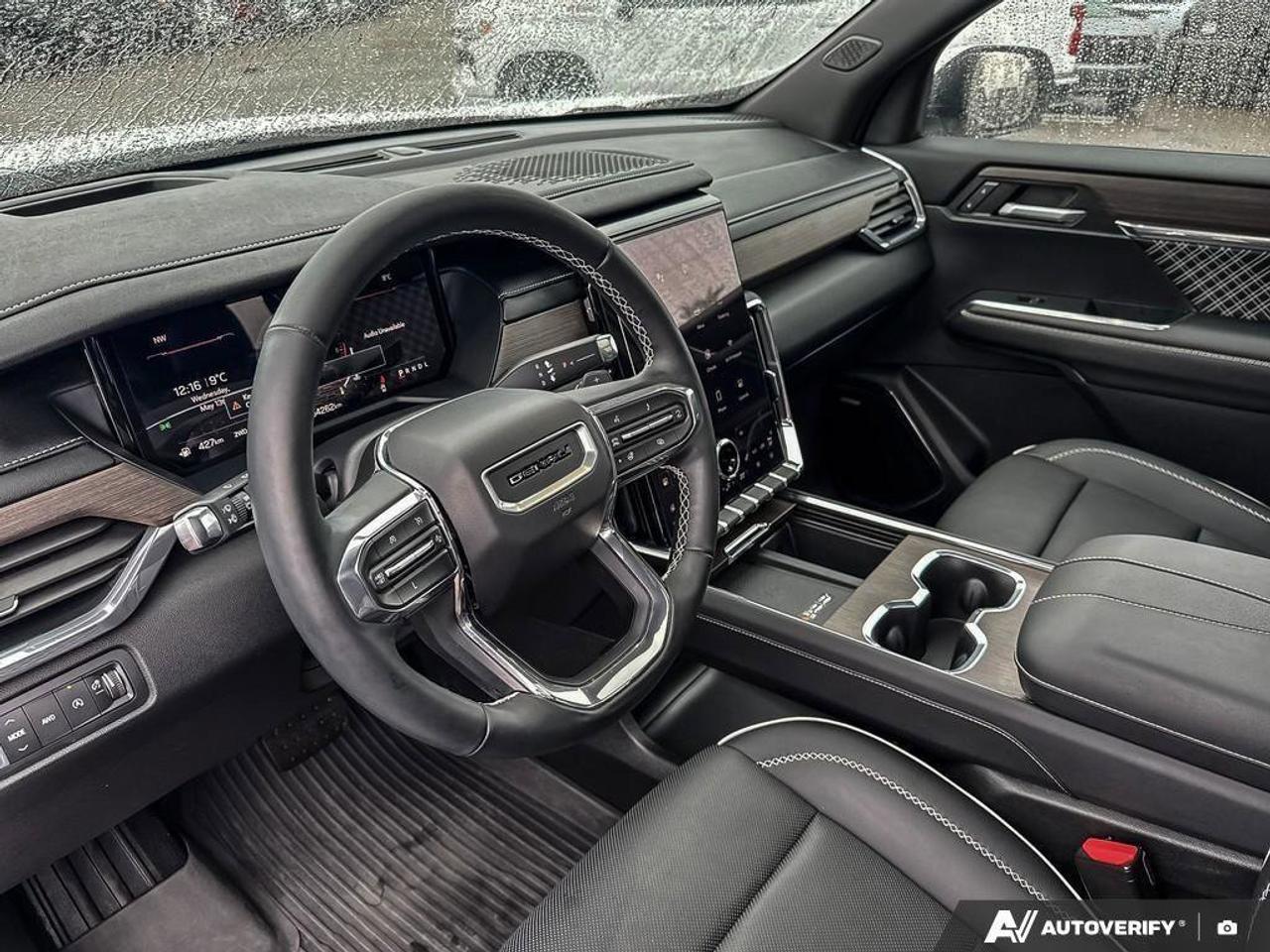 2024 GMC Acadia DenaliOne Owner   Remote Start   Heated Seats Photo
