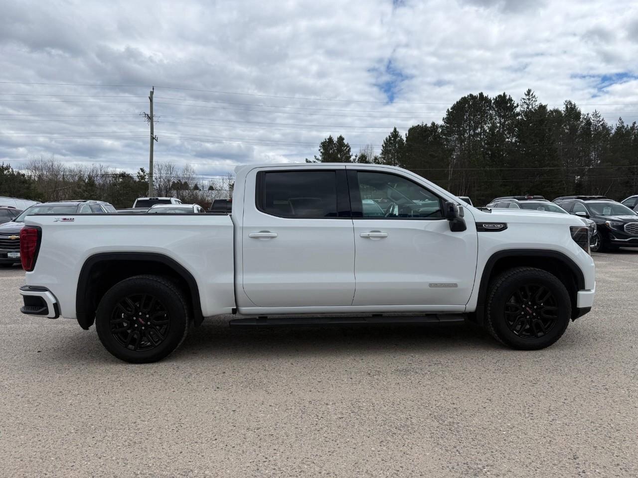 2024 GMC Sierra 1500 4WD Crew Cab 147  Elevation Photo