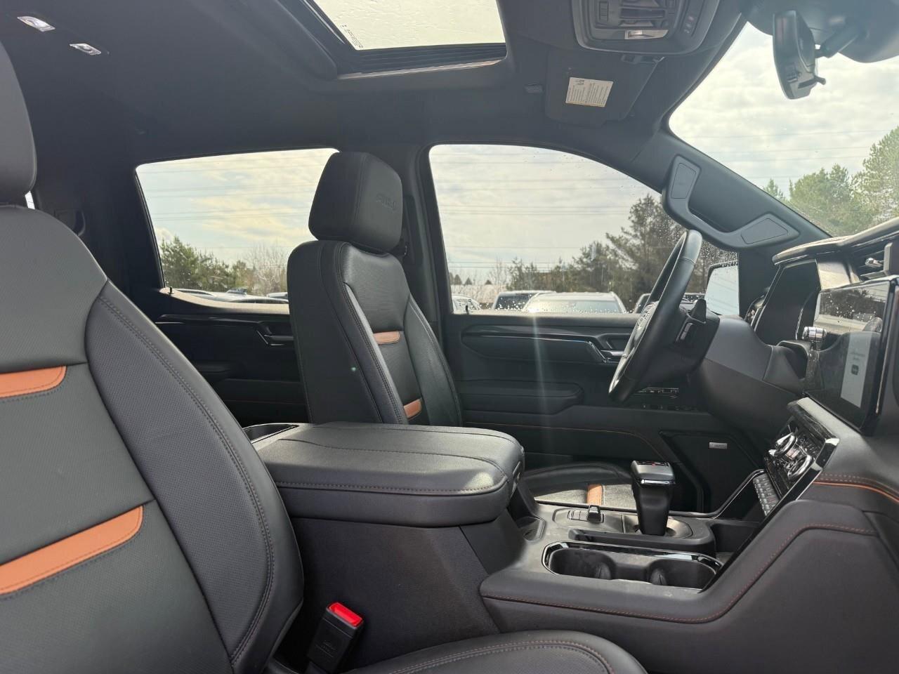 2025 GMC Sierra 1500 4WD Crew Cab 147  AT4 Photo