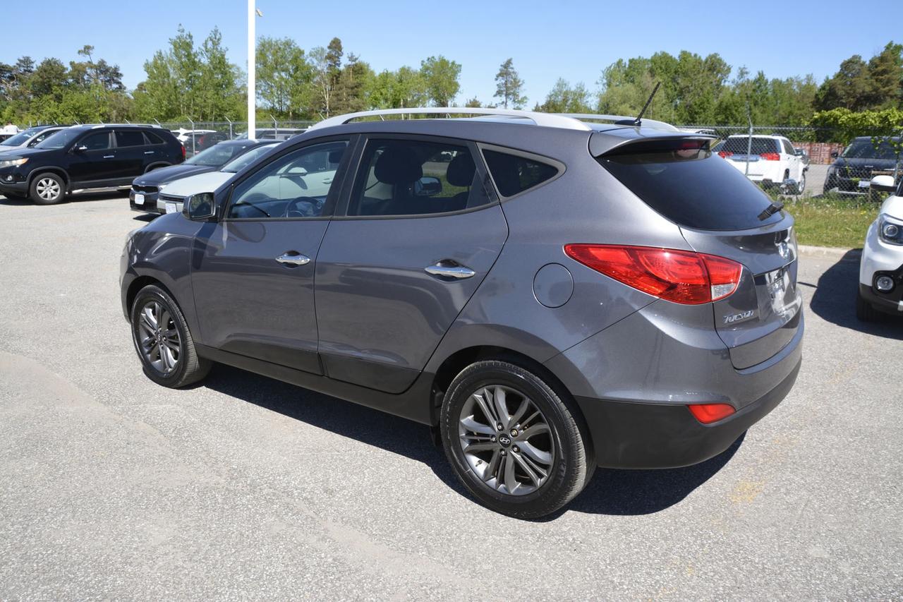 2015 Hyundai Tucson GLS FWD Photo2