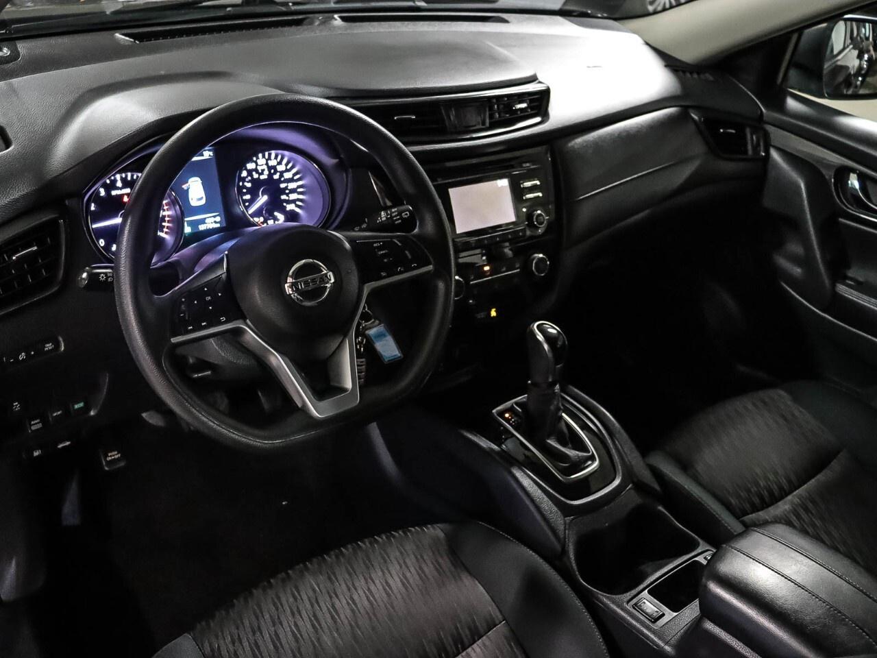 2017 Nissan Rogue S Photo