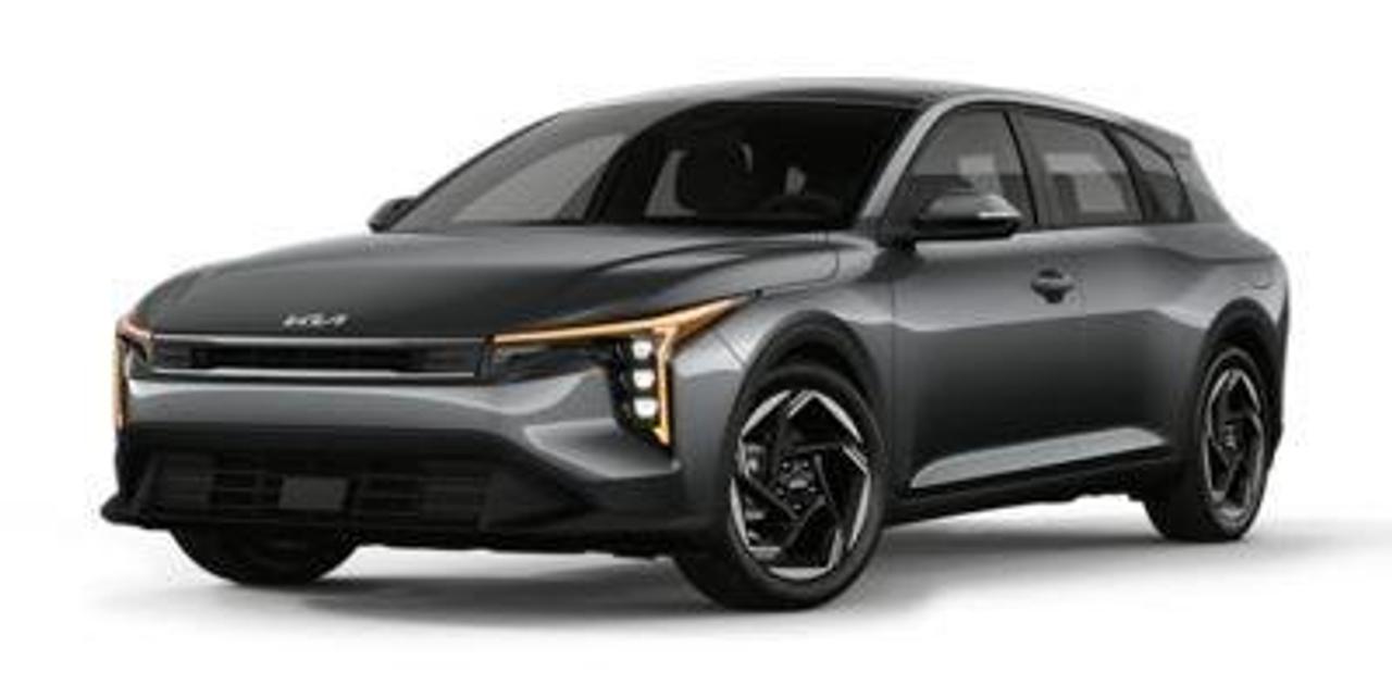 2026 Kia K4 LX 4dr Hatchback Photo
