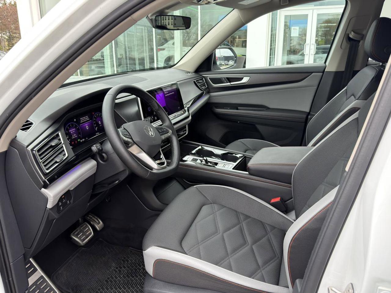2025 Volkswagen Atlas Peak Edition 2.0 TSI 4MOTION Photo