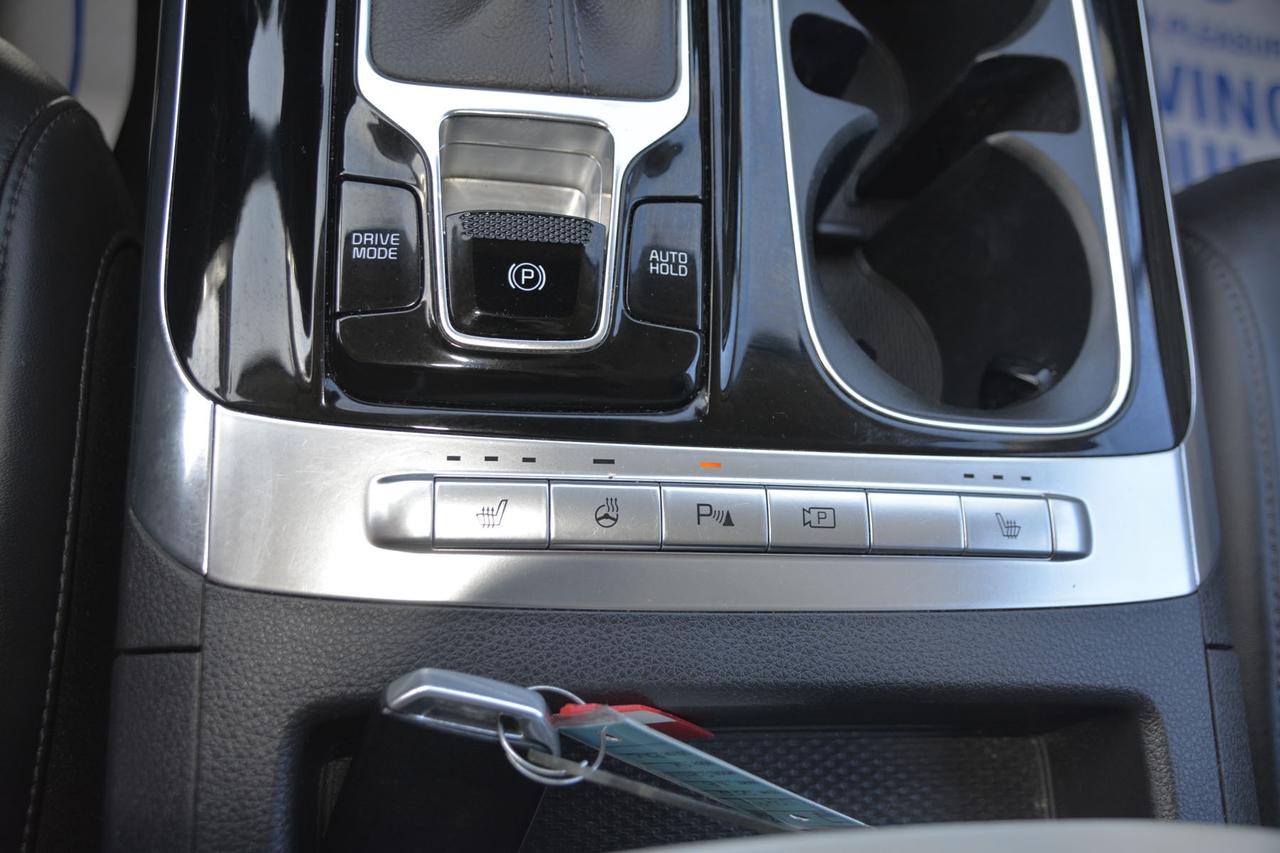 2022 Kia Carnival EX Photo