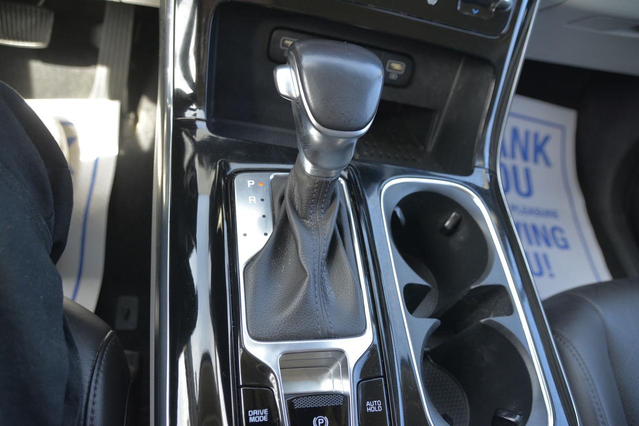 2022 Kia Carnival EX Photo