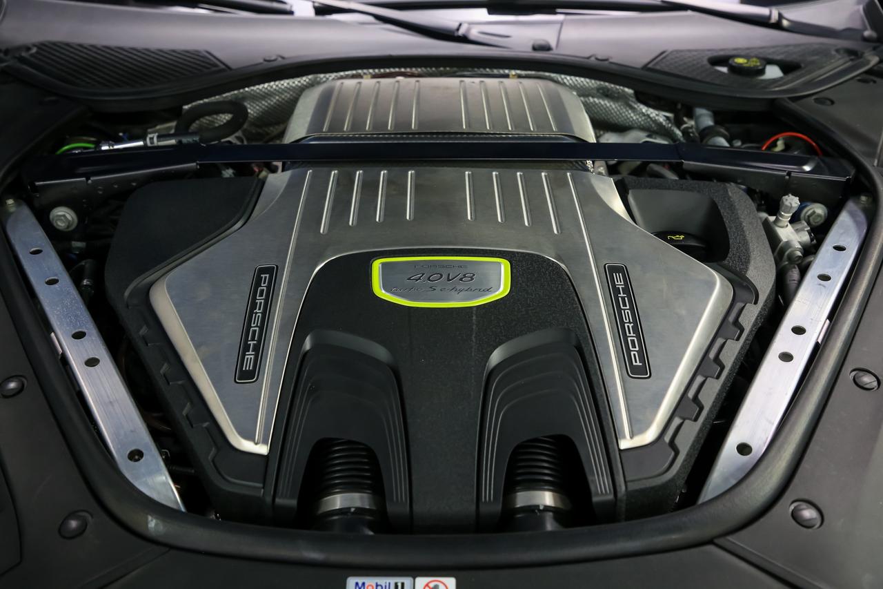 2018 Porsche Panamera TURBO S E-HYBRID SPORT TURISMO AWD 680HP  FRONTPPF Photo