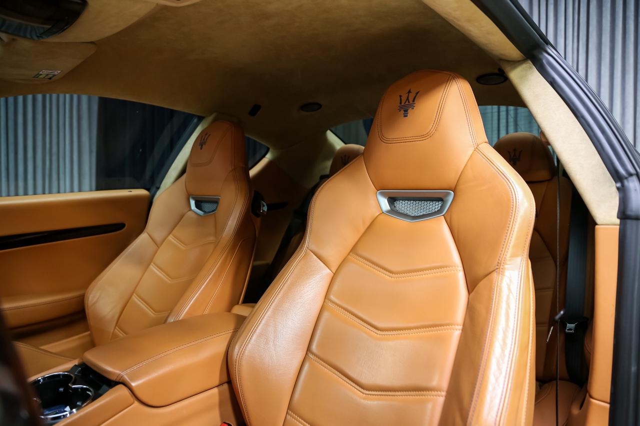 2015 Maserati GranTurismo SPORT COUPE 4.7 V8 BEIGEINT SPORTEXHAUST NAV Photo