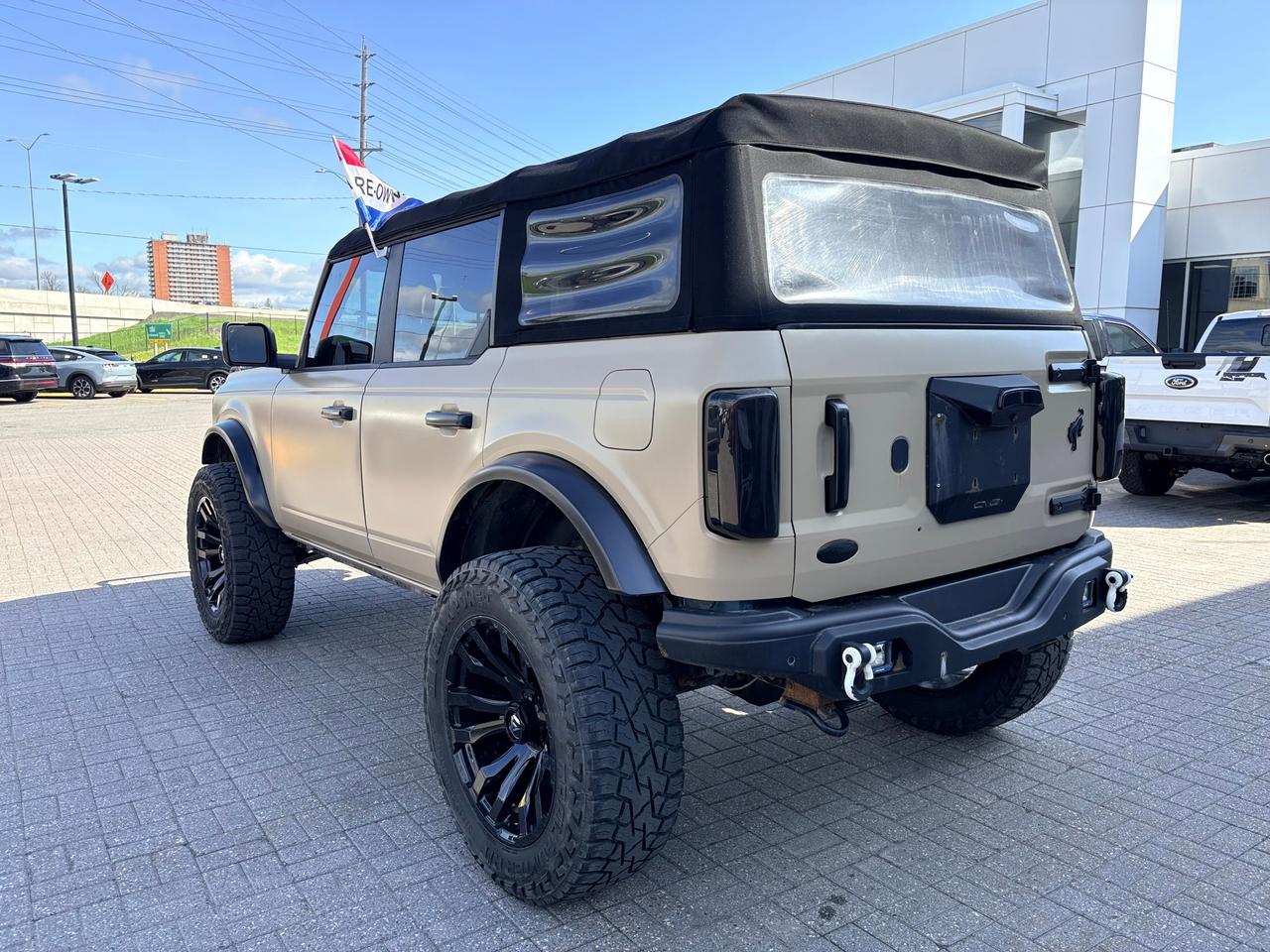 2021 Ford Bronco  Photo3