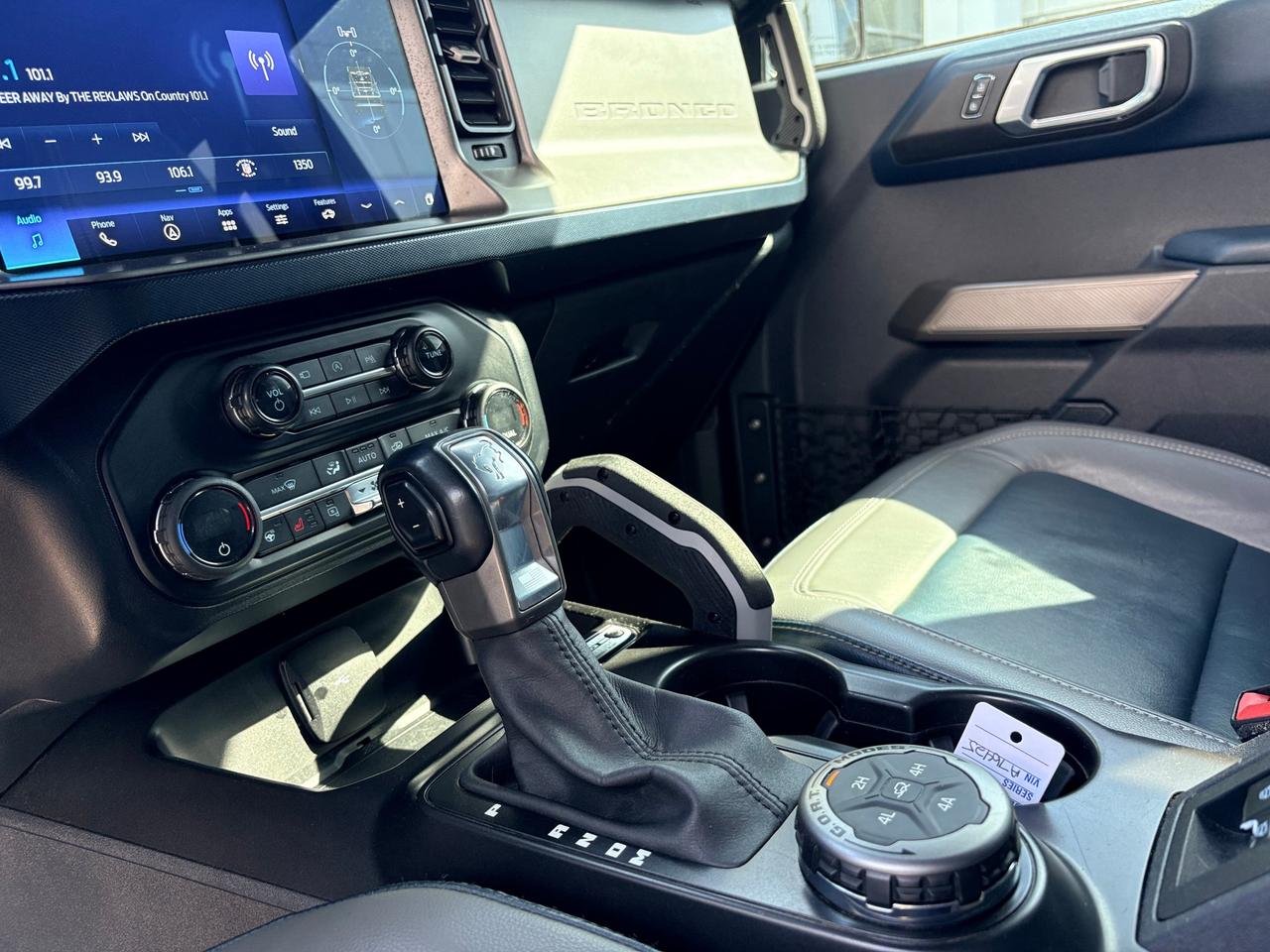2021 Ford Bronco  Photo