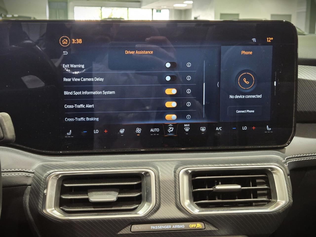 2024 Ford Mustang ECOBOOST PREMIUM CONVERTIBLE AUTO NO ACCIDENT ONE Photo