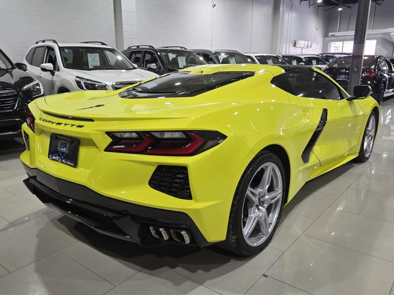 2023 Chevrolet Corvette STINGRAY CONVERTIBLE 2LT COUPE NO ACCIDENT ONTARIO Photo