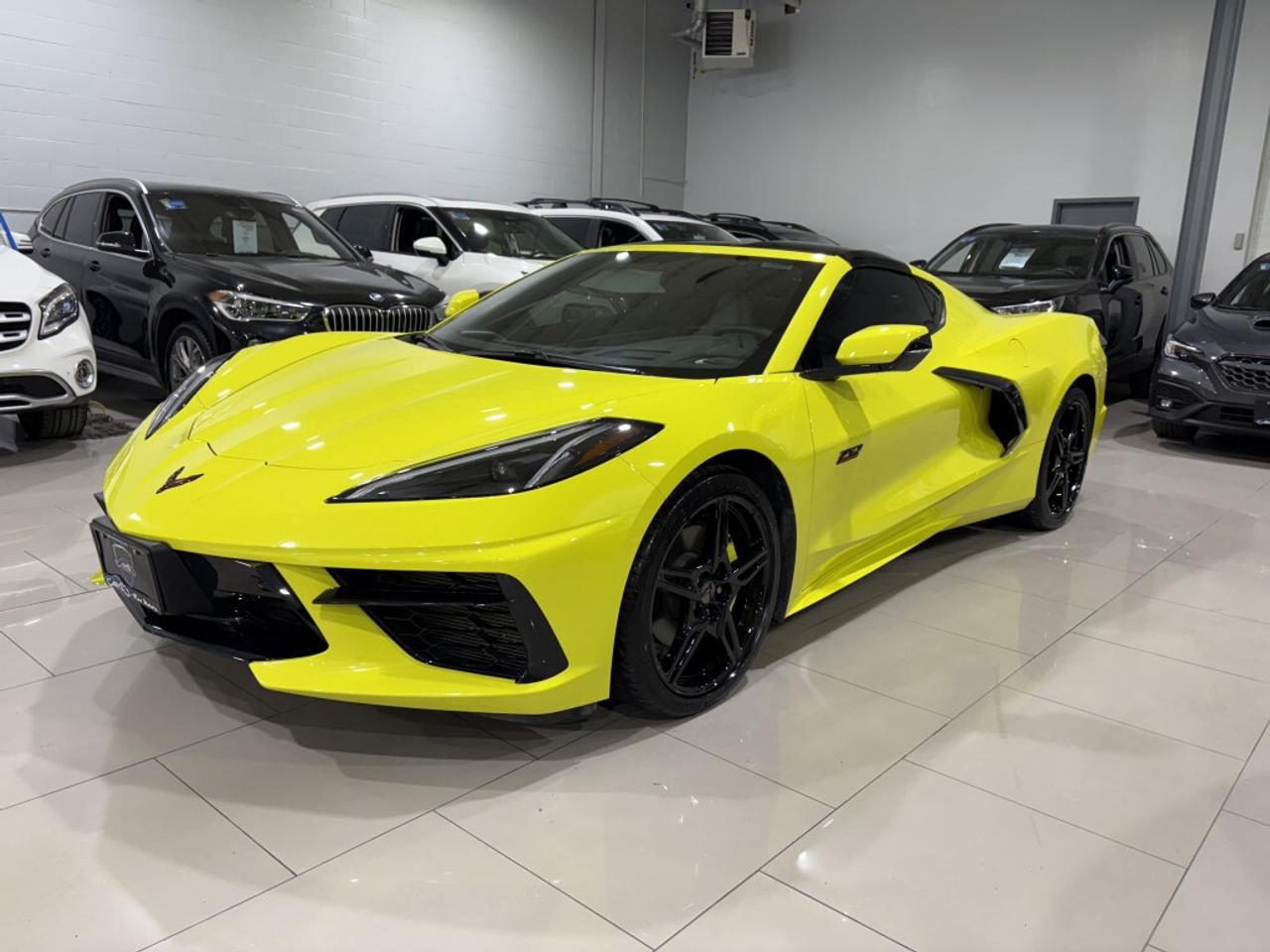 2023 Chevrolet Corvette STINGRAY CONVERTIBLE 2LT COUPE NO ACCIDENT ONTARIO Photo