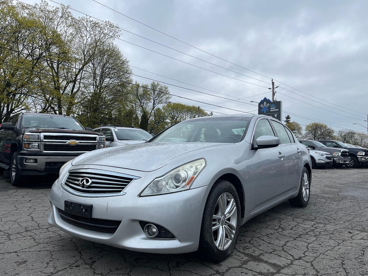 2010 Infiniti G37 4dr x AWD Photo2