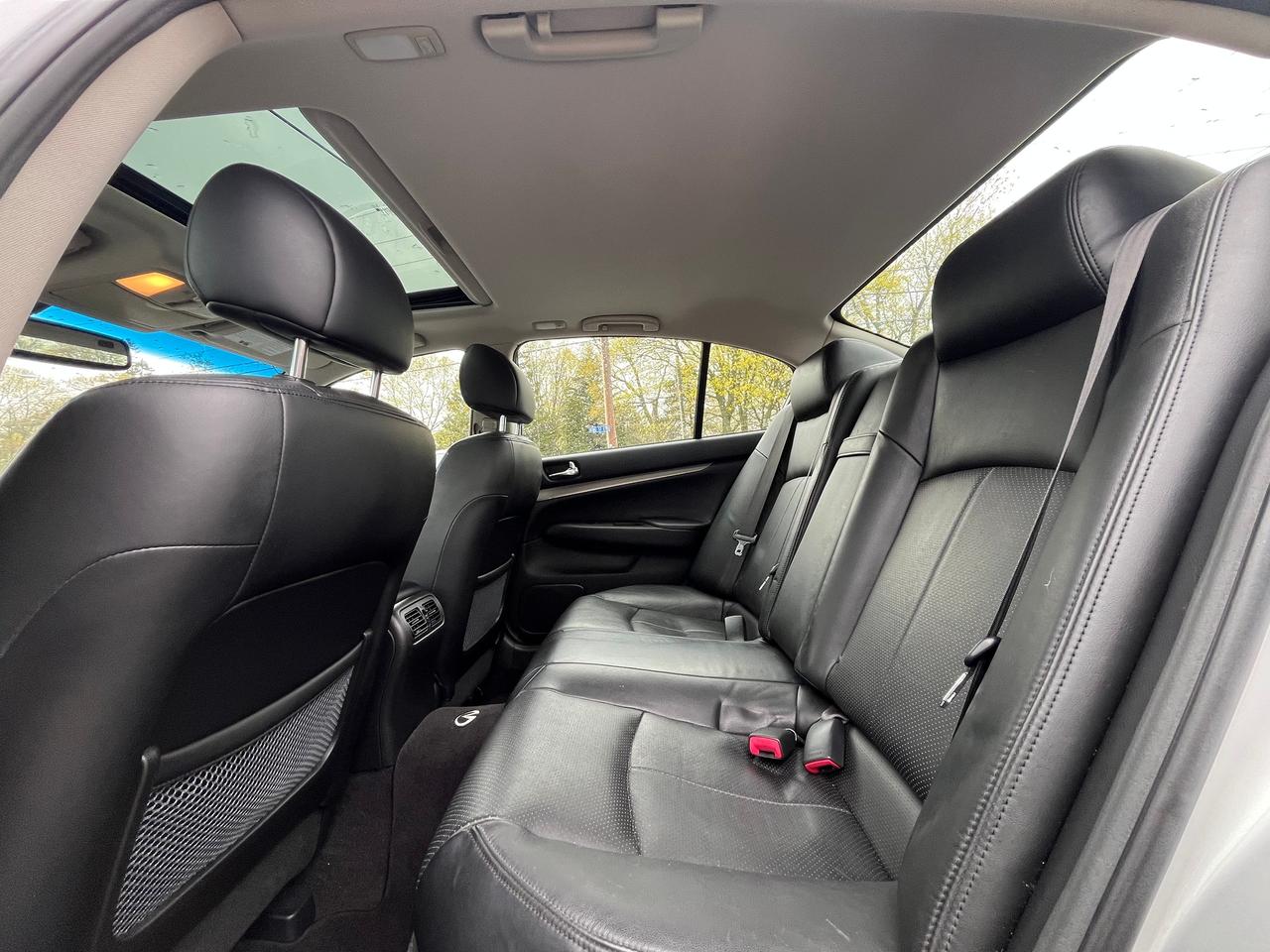 2010 Infiniti G37 4dr x AWD Photo