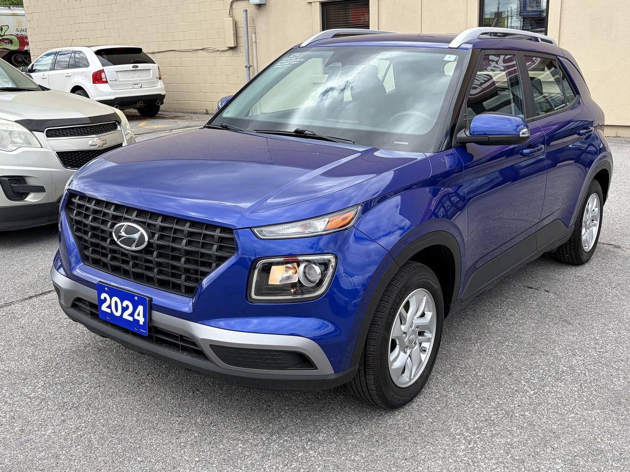 2024 Hyundai Venue Preferred  **CALL BELLEVILLE @ 613*961*8848 Photo