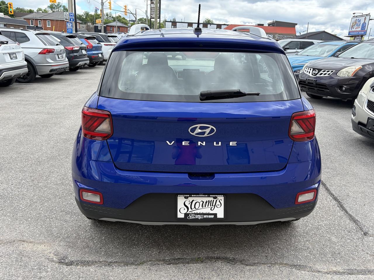 2024 Hyundai Venue Preferred  **CALL BELLEVILLE @ 613*961*8848 Photo