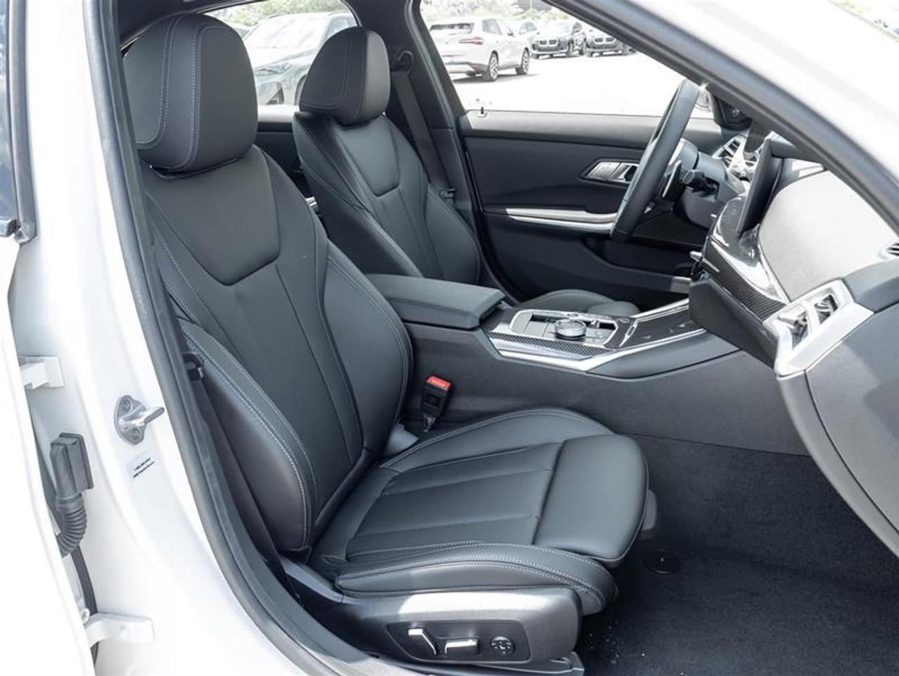 2026 BMW 330 i xDrive 4dr All-Wheel Drive Sedan Photo