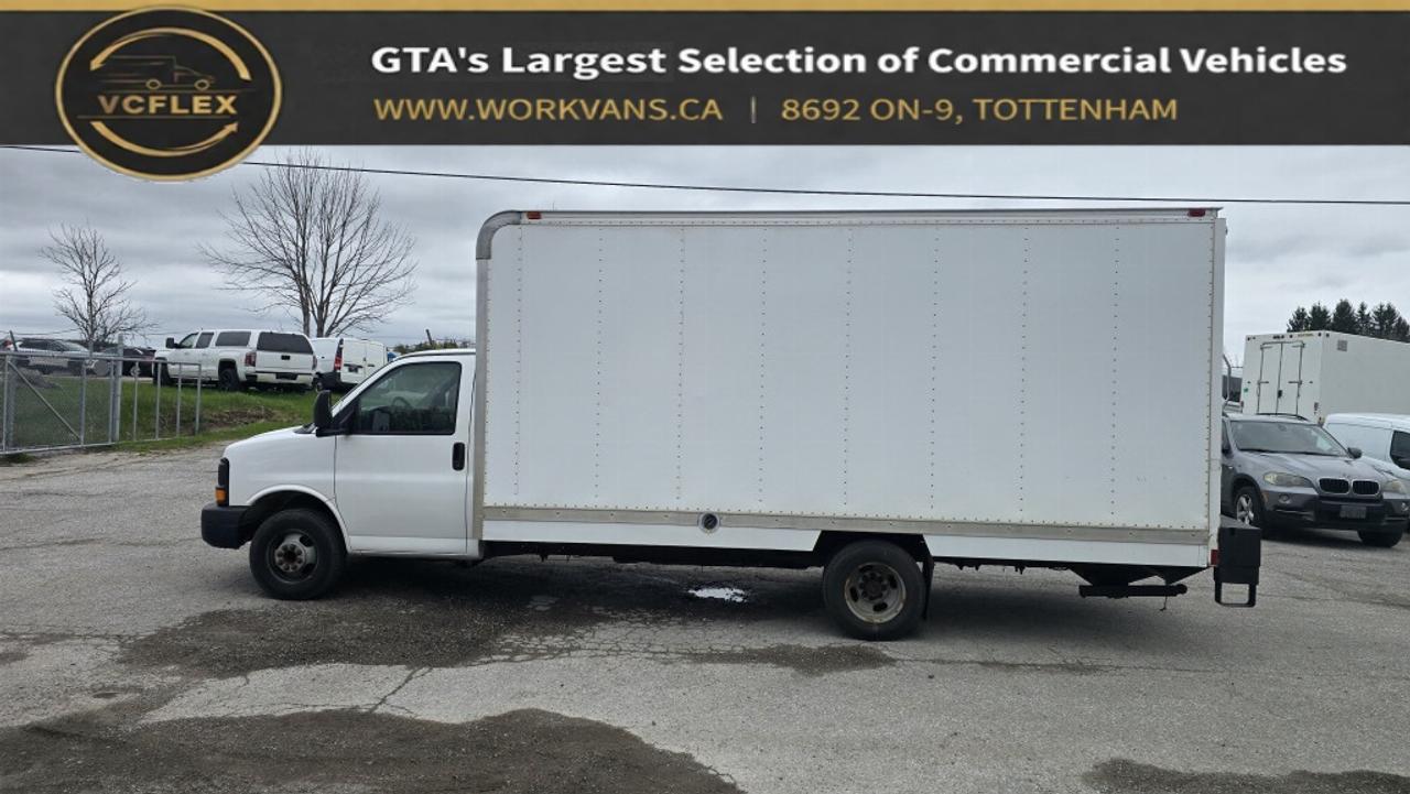 2015 GMC Savana 17Ft Box - Lift Gate - V8 Gasoline