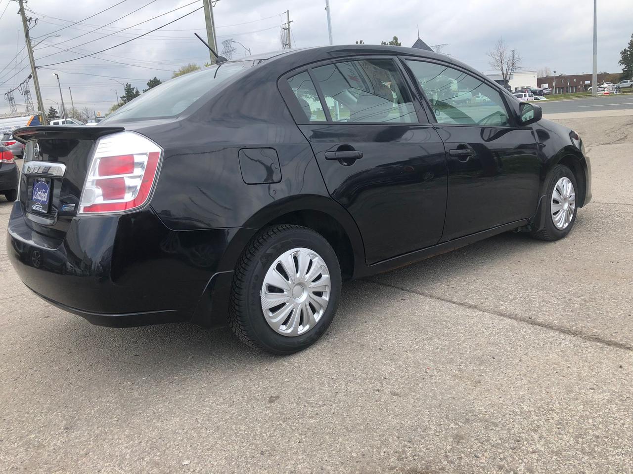 2012 Nissan Sentra 4DR SDN I4 CVT 2.0 Photo4